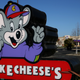 Illustration for article titled Latest dumb young-people trend is to spend all night in a Chuck E. Cheese’em/ems